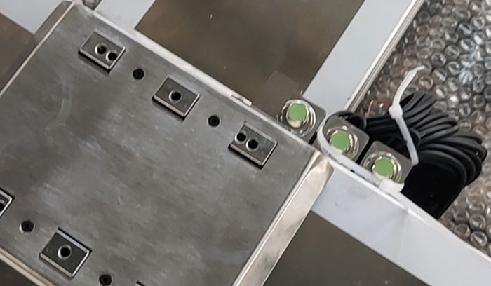 直線電機